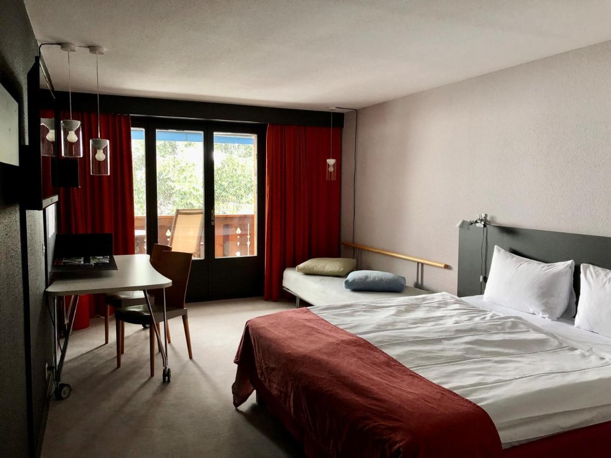 Hotel Alpine Lodge Gstaad Zewnętrze zdjęcie